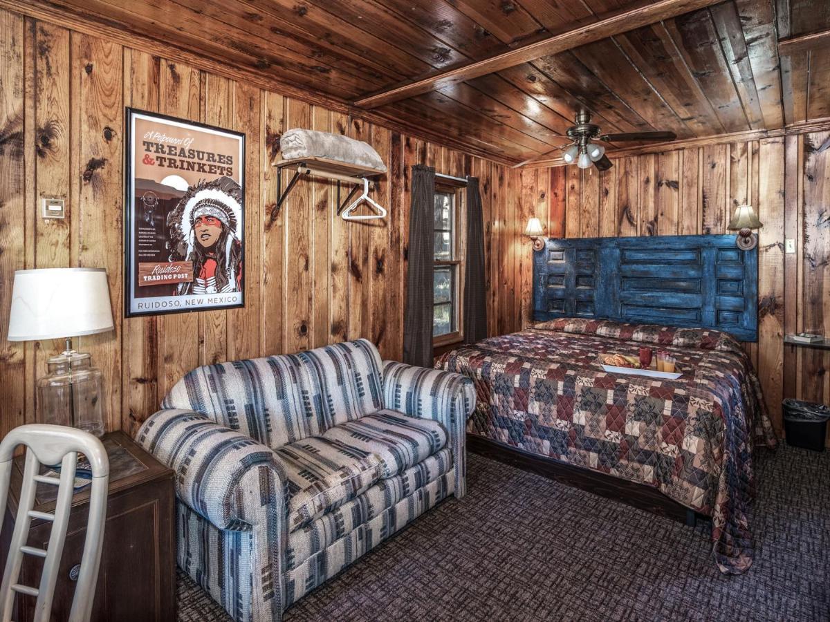 Apache Village 4, King Studio, Midtown, Sleeps 2 Ruidoso Exterior photo